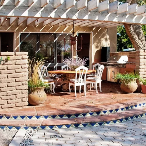 cropped-outdoor-southwestern-patio-kitchen-dining-1.webp